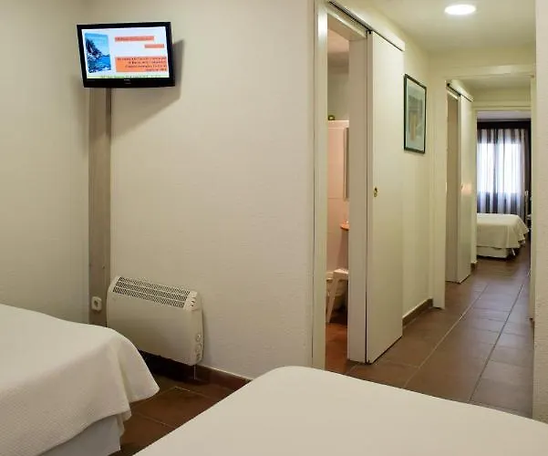 Capri Hotell 2*