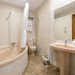Capri Hotel 2*